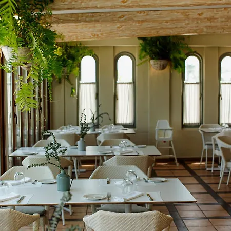 Angeles Hotel 4*